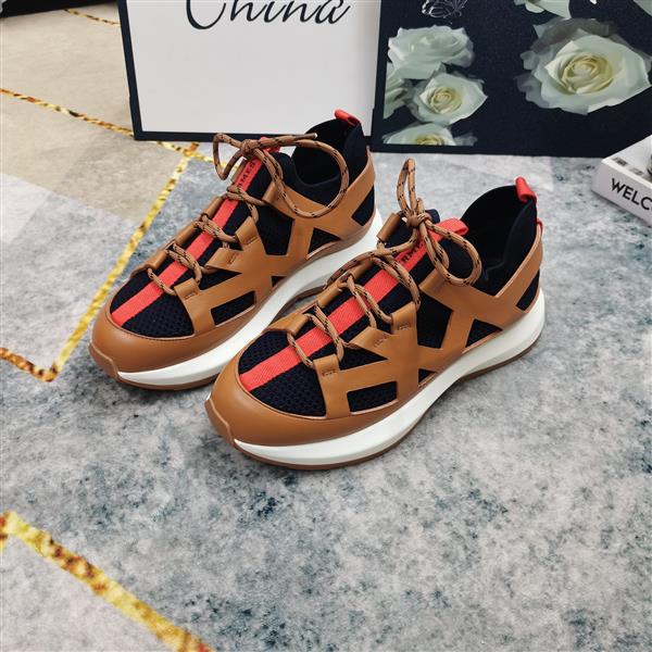 2025112815400669 330